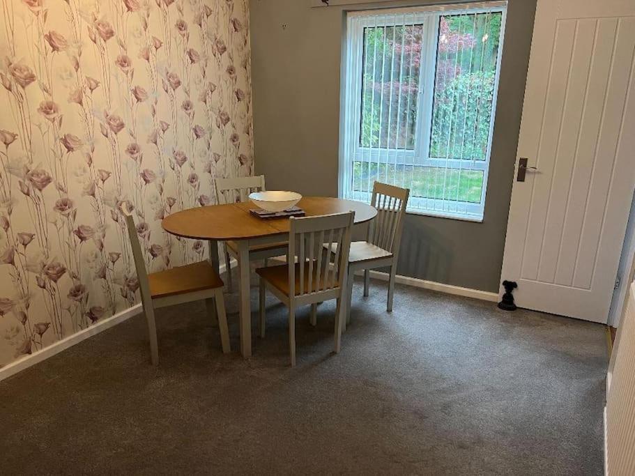 Well Presented 2 Bedroom House Village Holiday Let Strensall Exterior photo